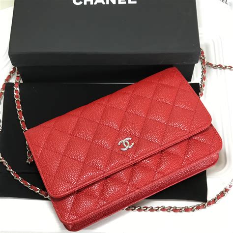 red chanel caviar wallet